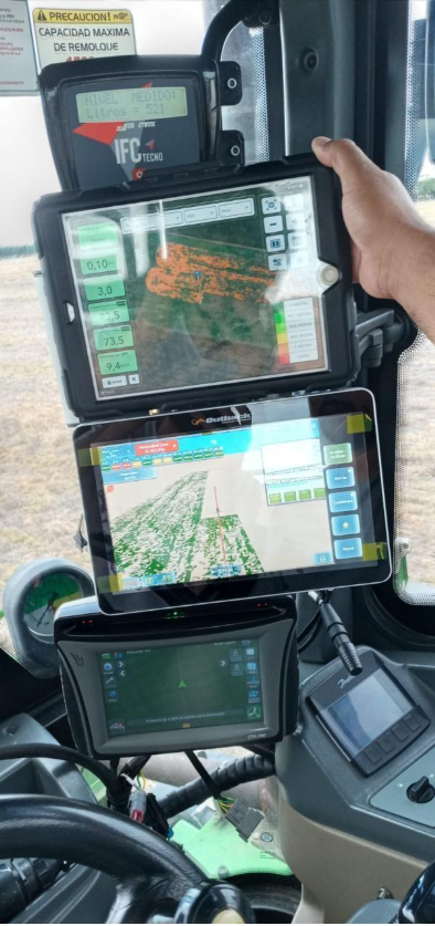 Imagen de la pantalla de un video juego de un carro
El contenido generado por IA puede ser incorrecto.